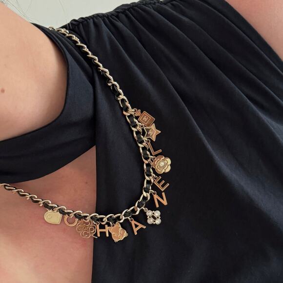 CHANEL Gold Chainlink Black Leather Embellished Camellia Charm CC Logo Necklace - Picture 1 of 9